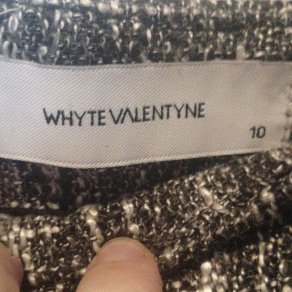 Whyte valentyne skirt - Picture 2 of 3